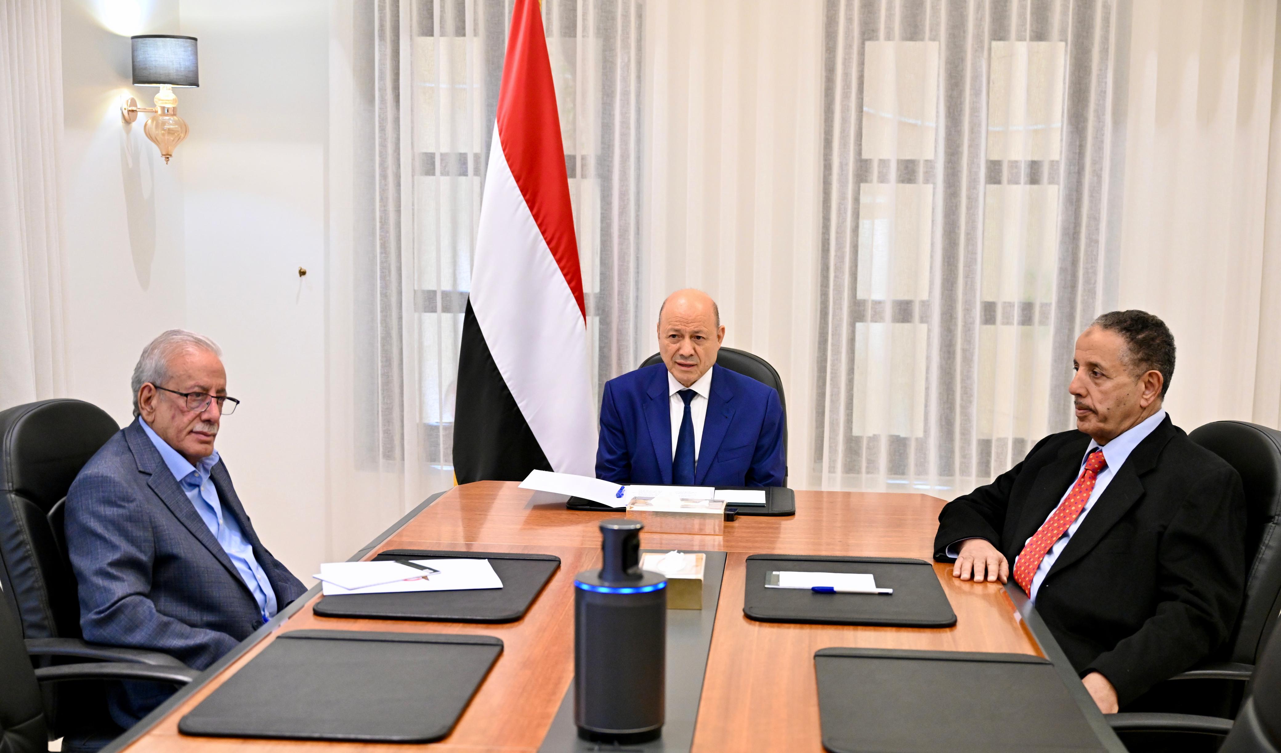 President Al-Alimi Affirms the State’s Commitment to Meeting Legitimate Demands of Hadhramaut