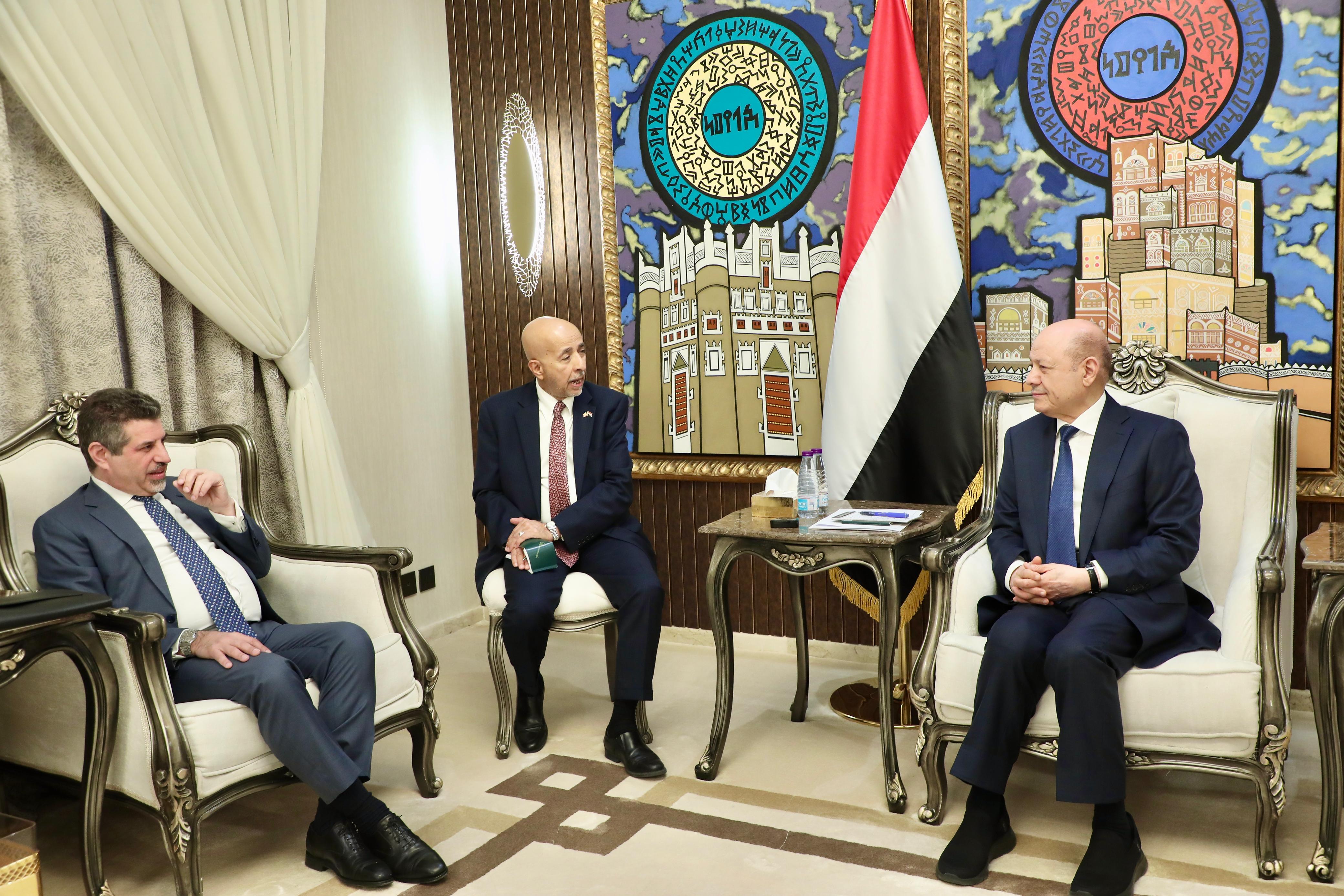 President of Leadership Council Receives U.S. Ambassador