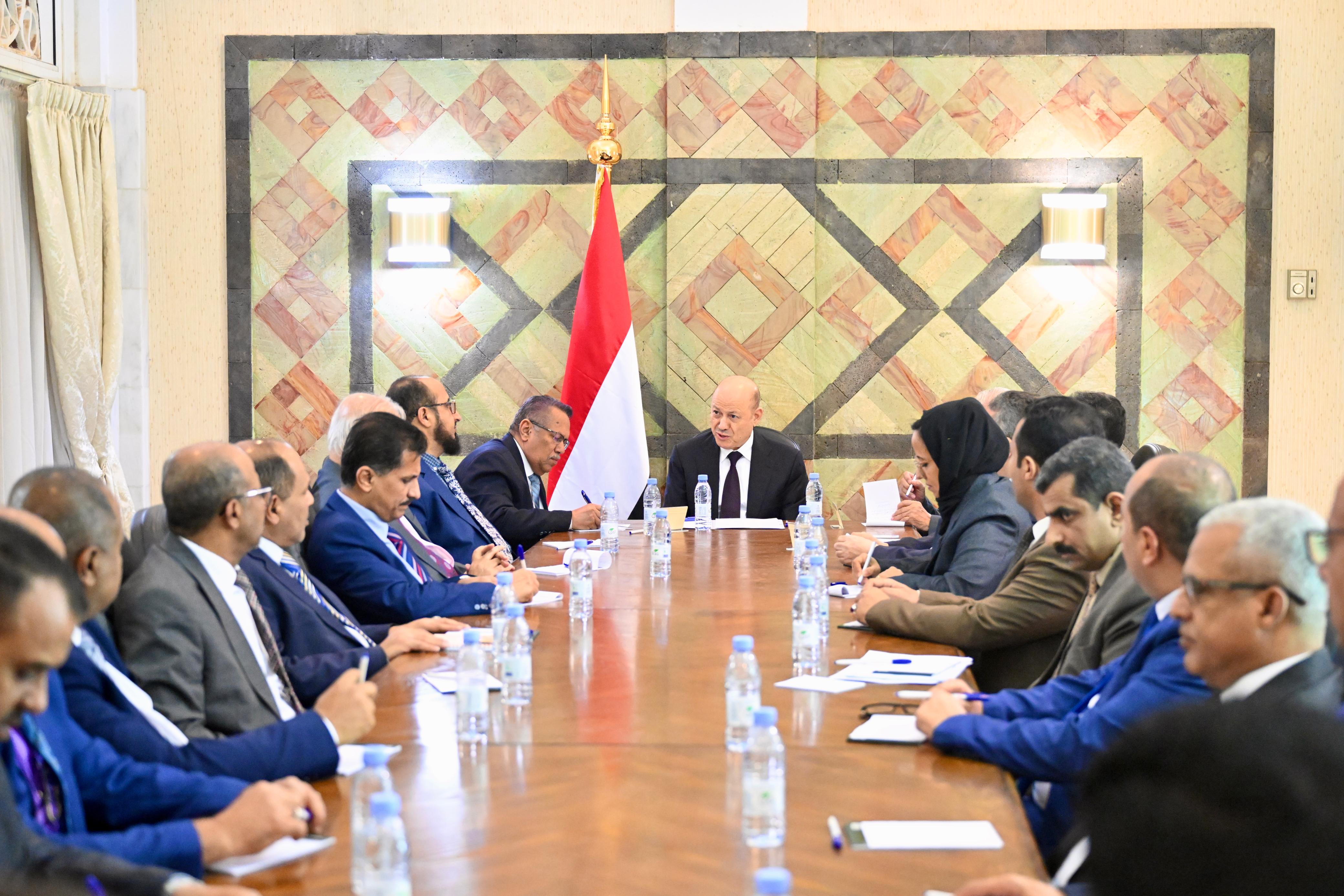 President of Leadership Council Meets with National Bloc Leaders of Political Parties and Components