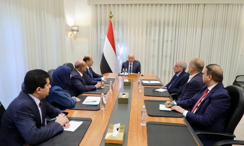 President Al-Alimi Meets Prime Minister and Yemen Delegation to Washington