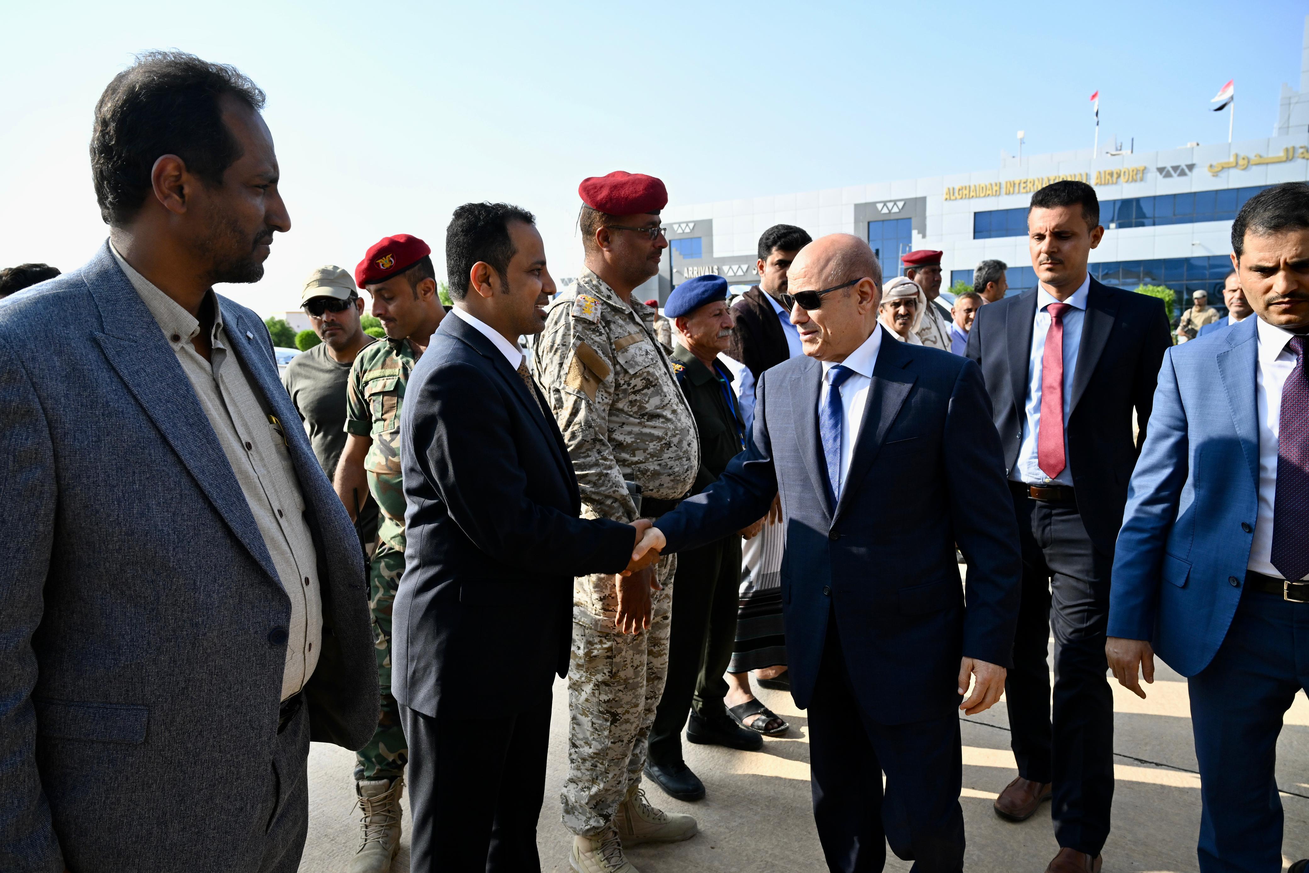 فخامة الرئيس يغادر محافظة المهرة عائدا إلى العاصمة عدن 29 أكتوبر 2023