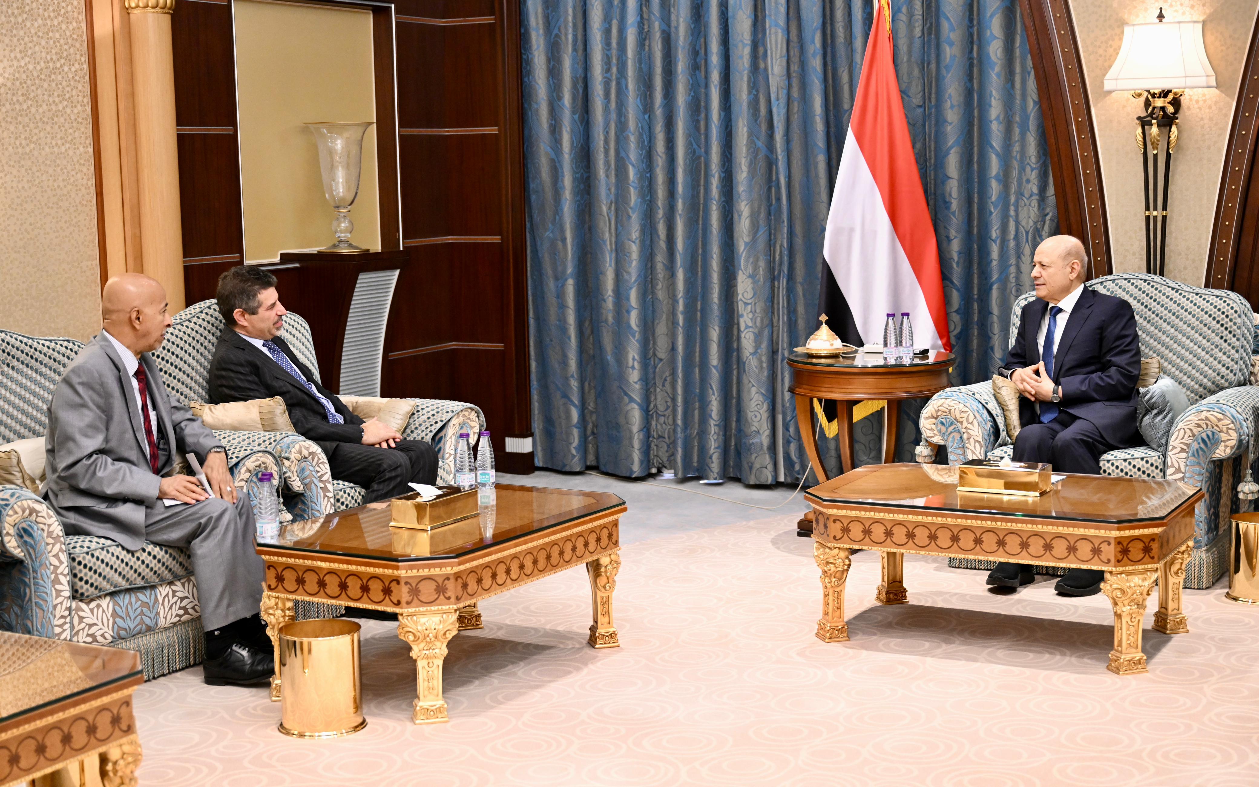 فخامة الرئيس يستقبل السفير الأمريكي 5 أكتوبر 2023