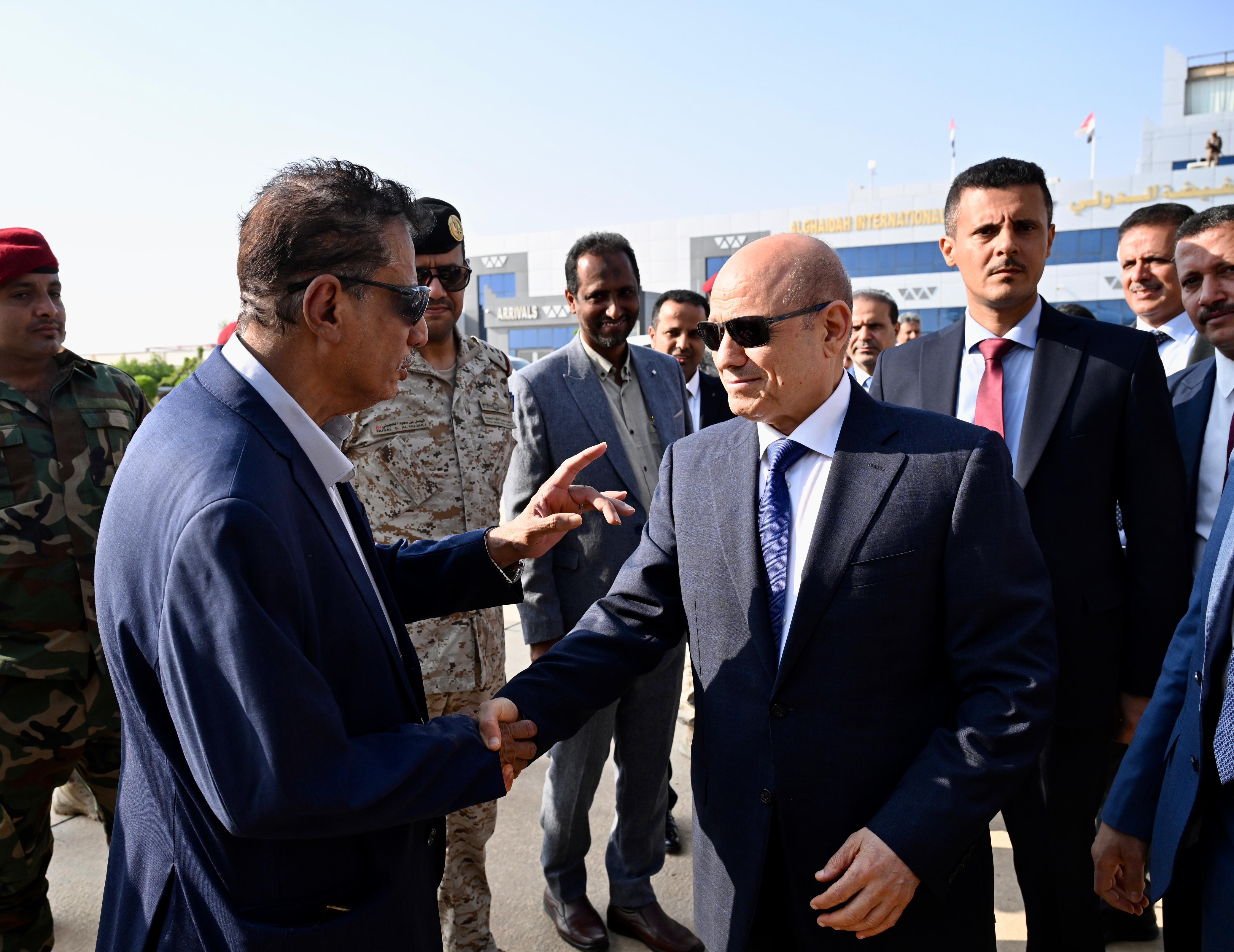 فخامة الرئيس يغادر محافظة المهرة عائدا إلى العاصمة عدن 29 أكتوبر 2023