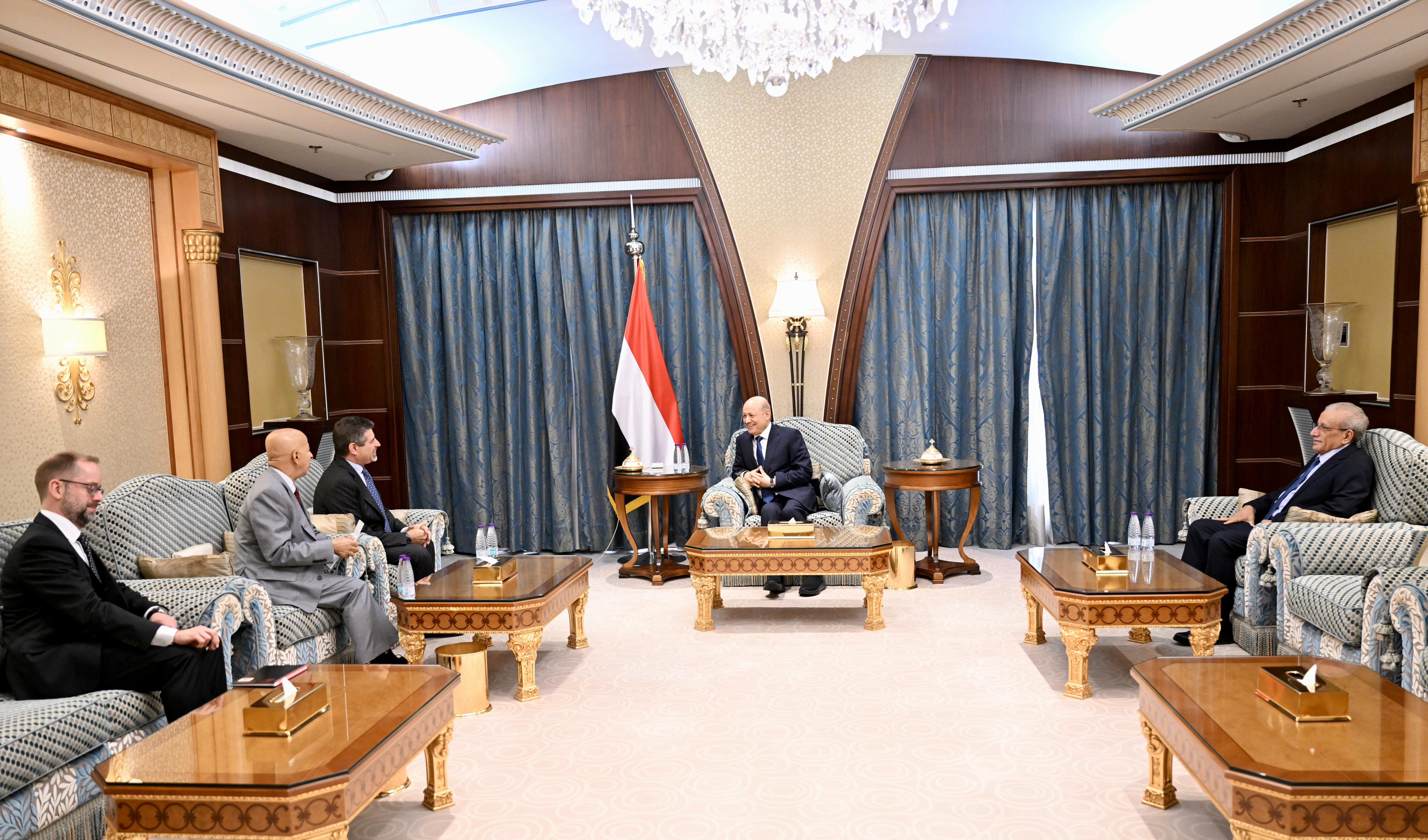 فخامة الرئيس يستقبل السفير الأمريكي 5 أكتوبر 2023