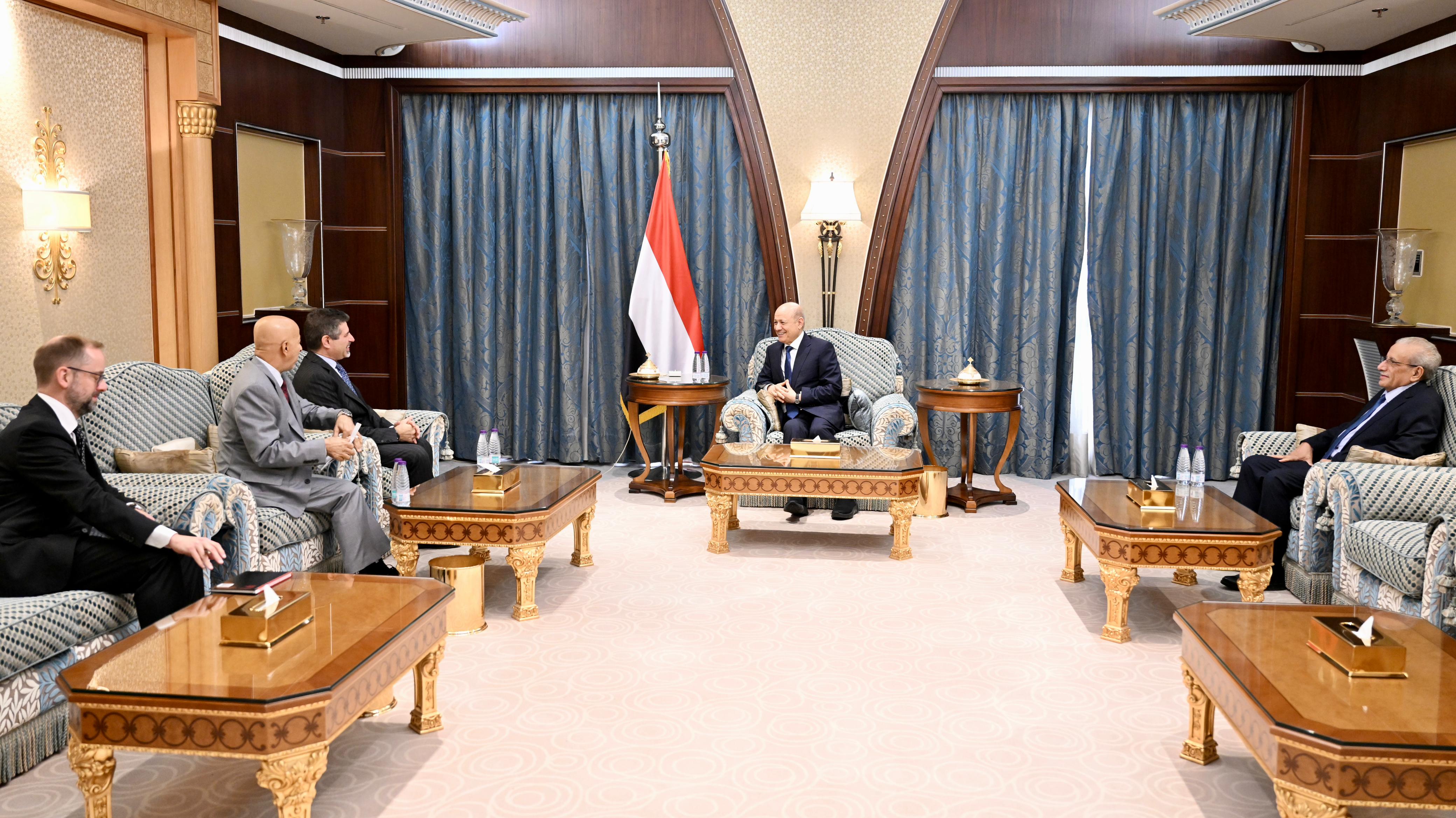 فخامة الرئيس يستقبل السفير الأمريكي 5 أكتوبر 2023