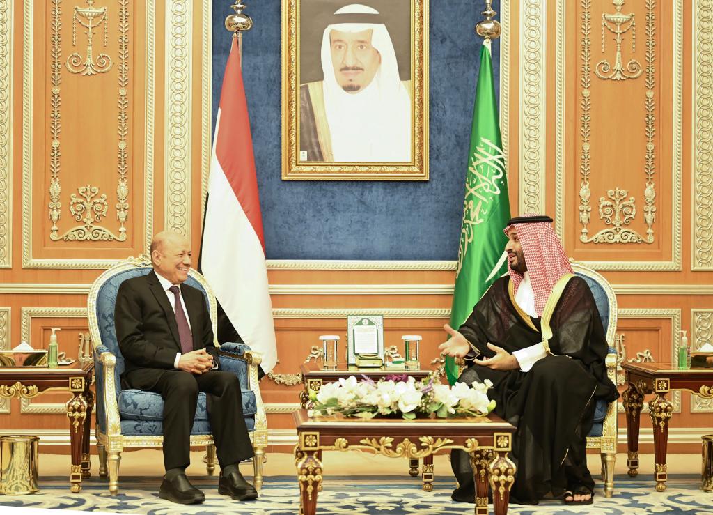 رشاد العليمي وولي العهد السعودي 8 مارس 2023