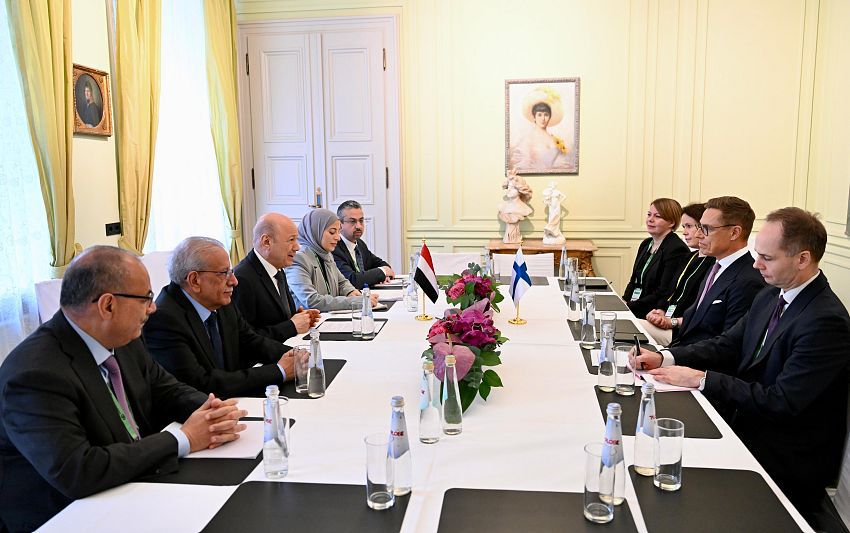 رئيس مجلس القيادة يبحث مع رئيس جمهورية فنلندا الدعم الأوروبي المطلوب لجهود استعادة مؤسسات الدولة
