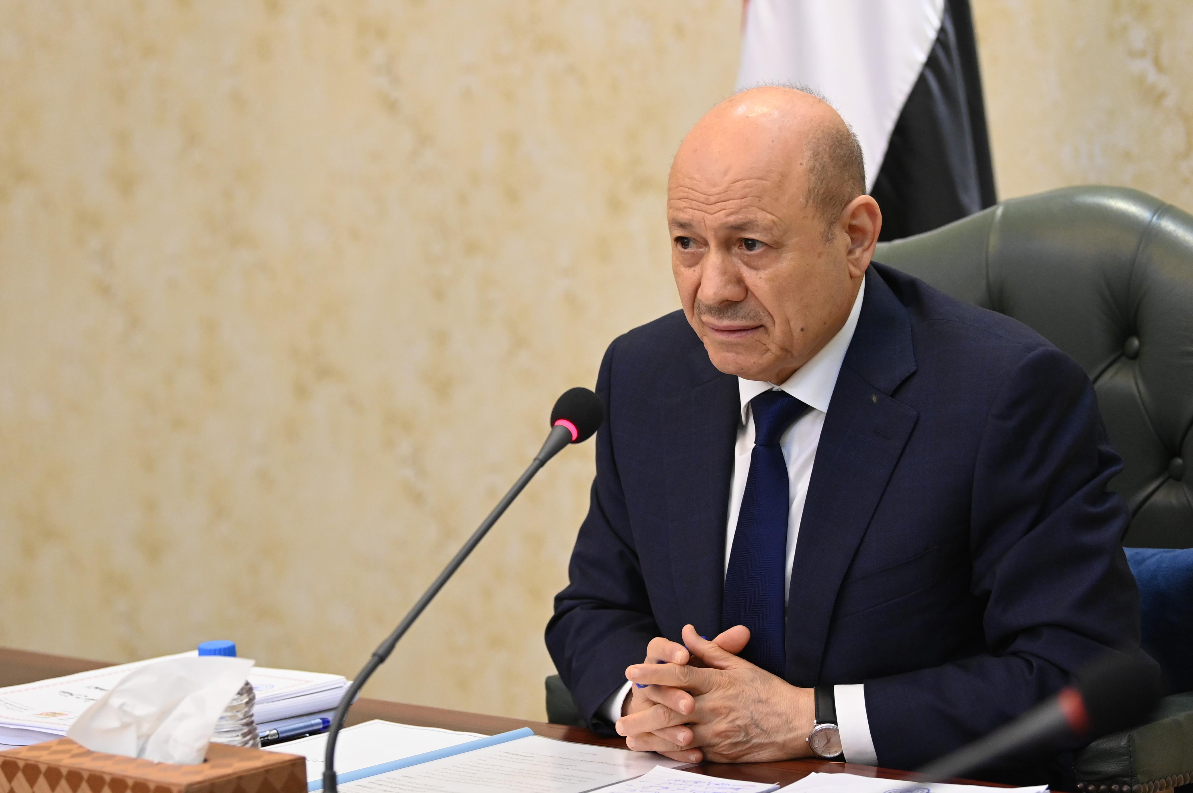 رئيس مجلس القيادة الرئاسي يجتمع باللجنة الأمنية والعسكرية 5 سبتمبر 2023