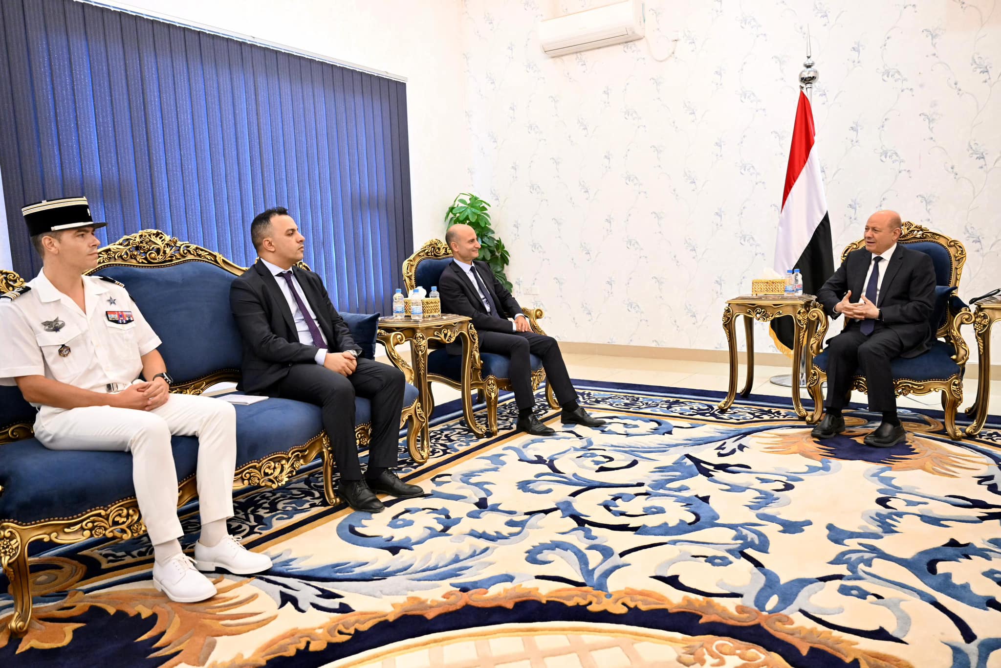 رئيس مجلس القيادة الرئاسي يستقبل سفير الجمهورية الفرنسية للتوديع 13 سبتمبر 2023