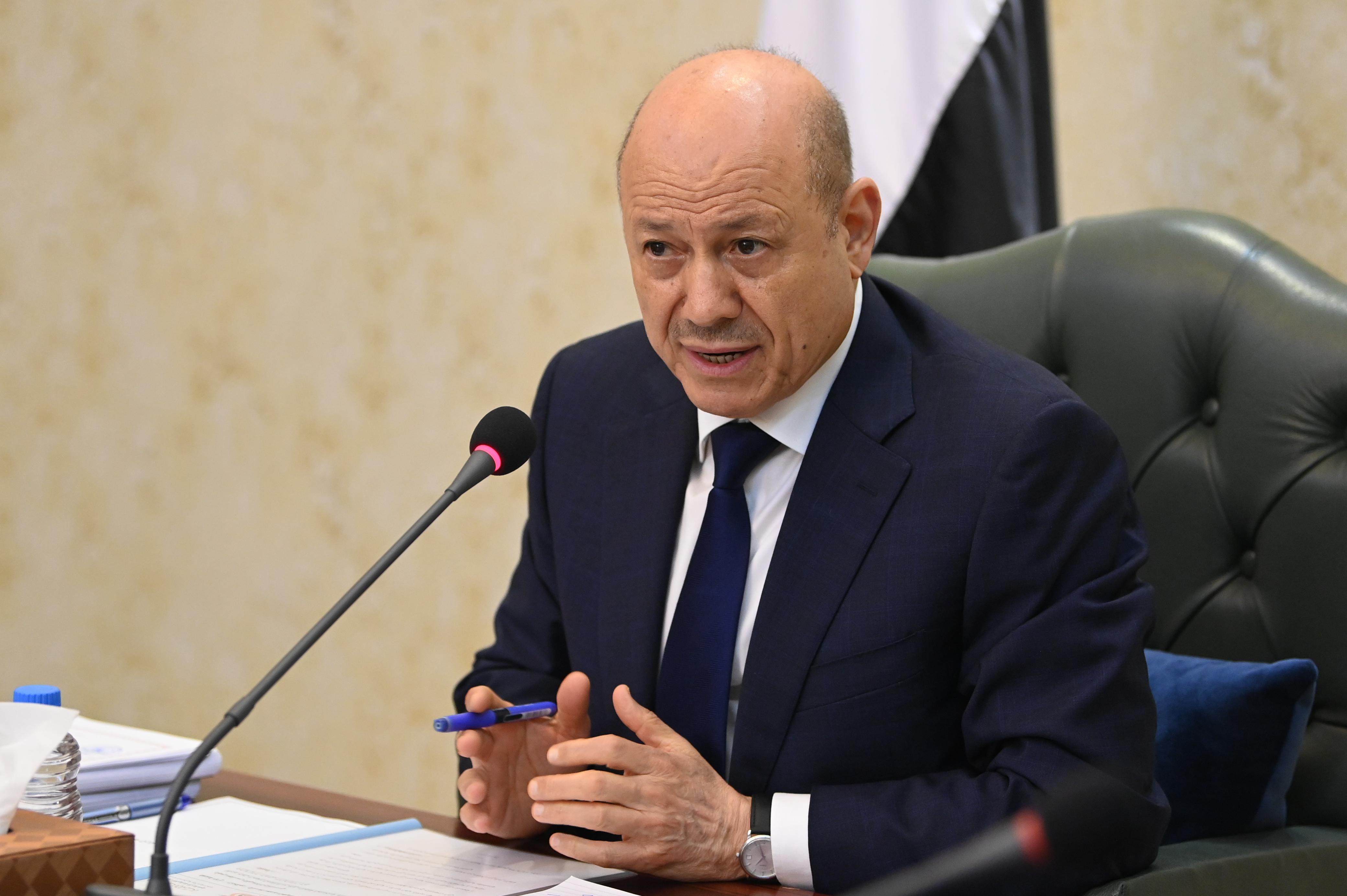رئيس مجلس القيادة الرئاسي يجتمع باللجنة الأمنية والعسكرية 5 سبتمبر 2023