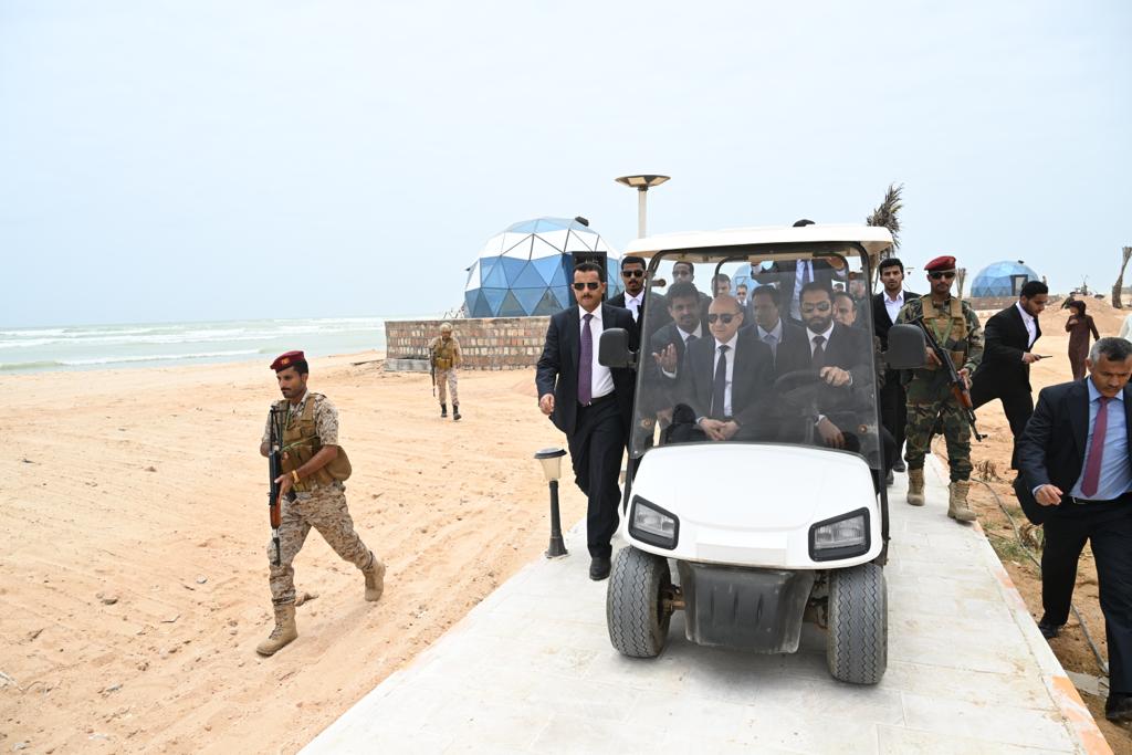 رئيس مجلس القيادة الرئاسي يفتتح مشروع المارينا السياحي والسكني والترفيهي بمحافظة المهرة(2) 21 أغسطس 2023