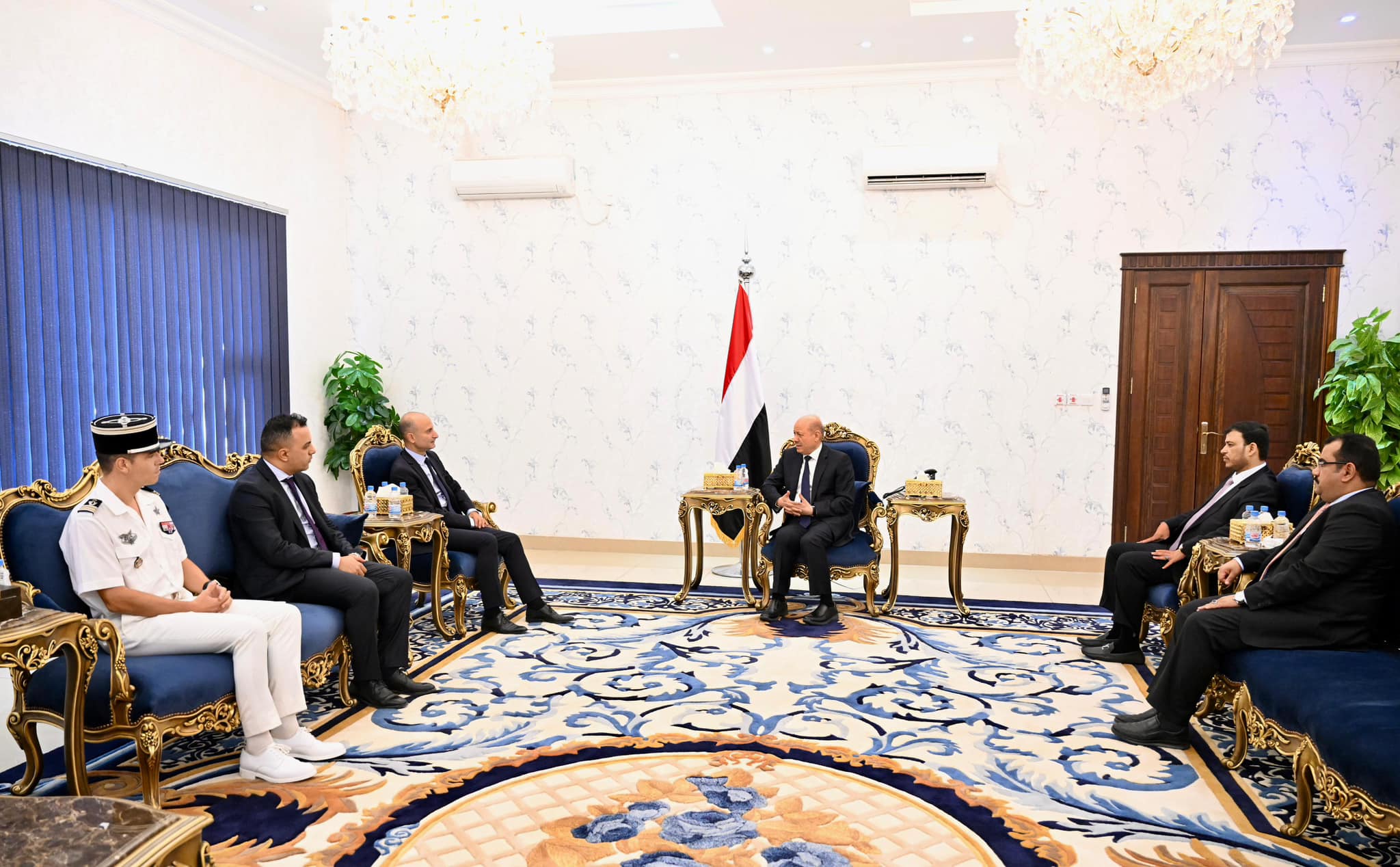 رئيس مجلس القيادة الرئاسي يستقبل سفير الجمهورية الفرنسية للتوديع 13 سبتمبر 2023