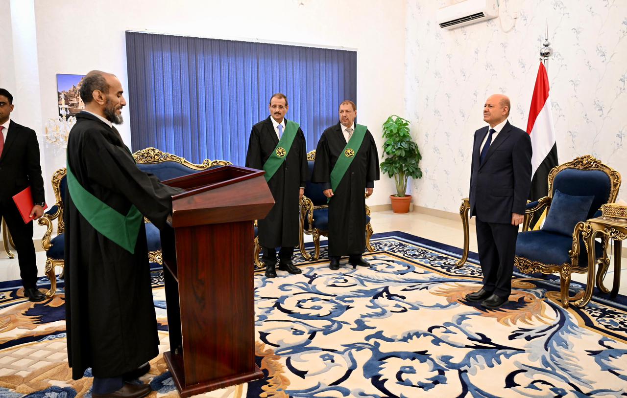 (2)القضاة المعينون بالمحكمة العليا يؤدون اليمين القانونية امام رئيس مجلس القيادة الرئاسي 9 سبتمبر 2023