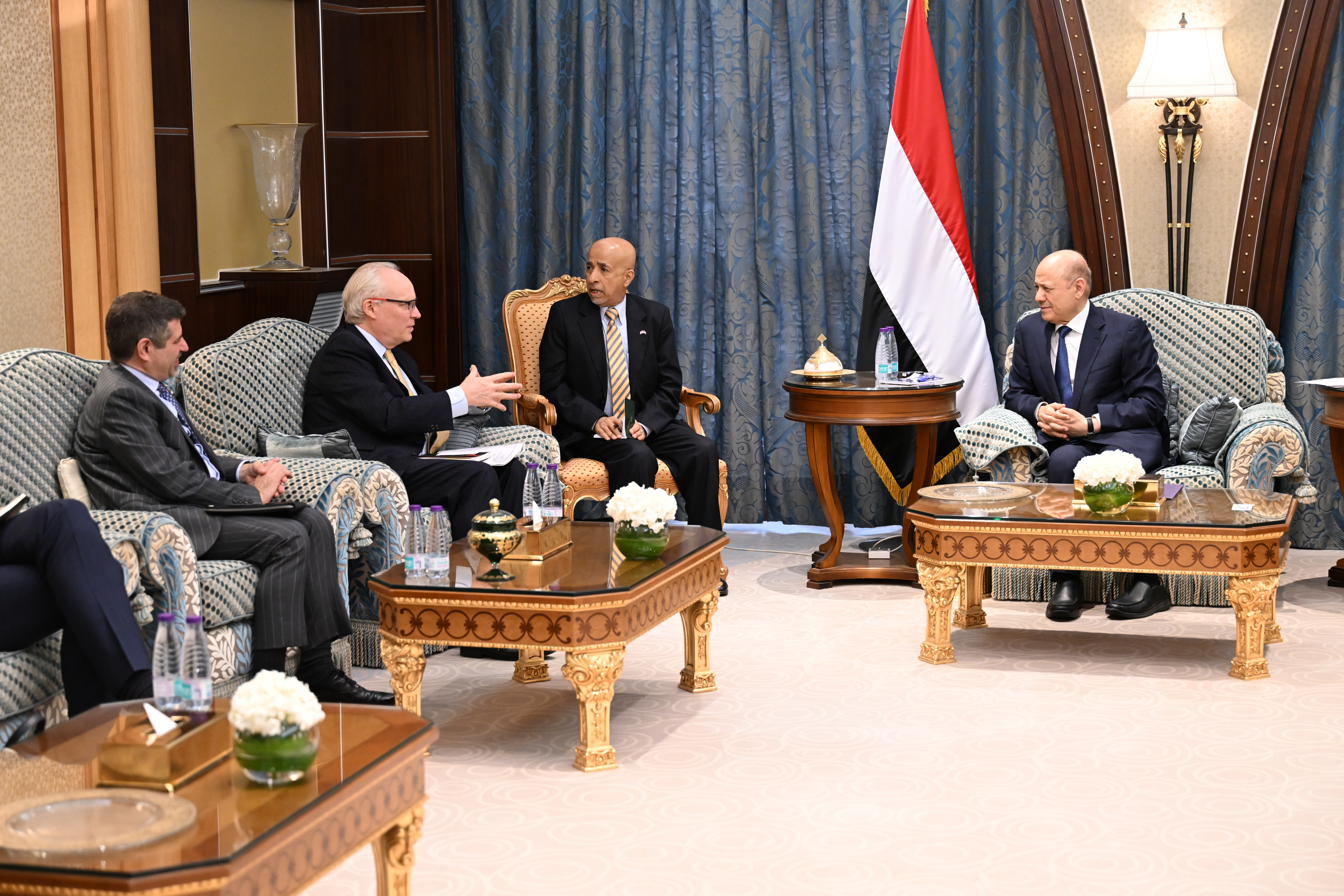فخامة الرئيس يستقبل المبعوث الأمريكي لبلادنا 15 مارس 2023