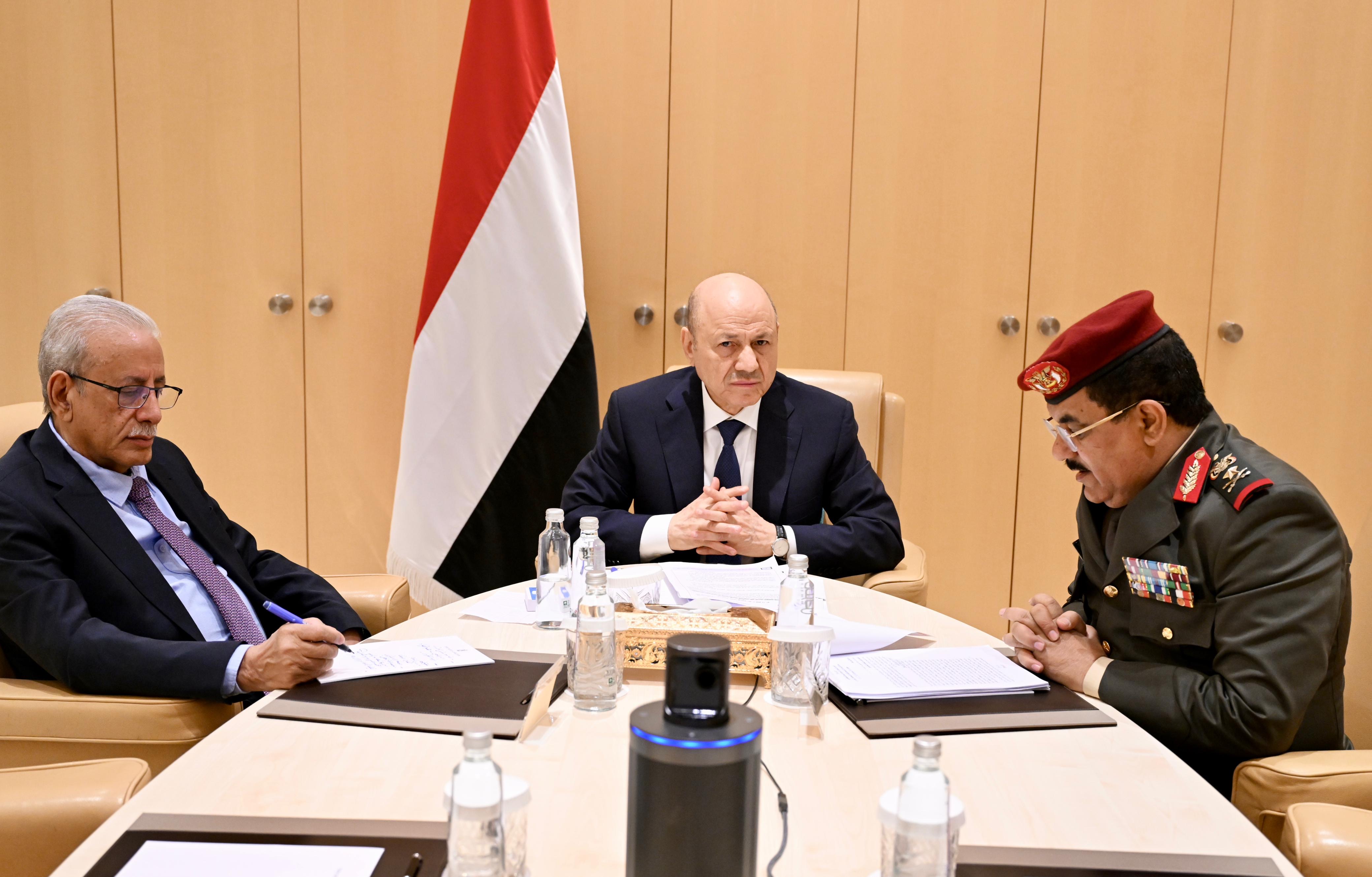 مجلس القيادة الرئاسي يناقش التطورات المحلية والاستحقاقات التنفيذية المقبلة 06 فبراير 2024 