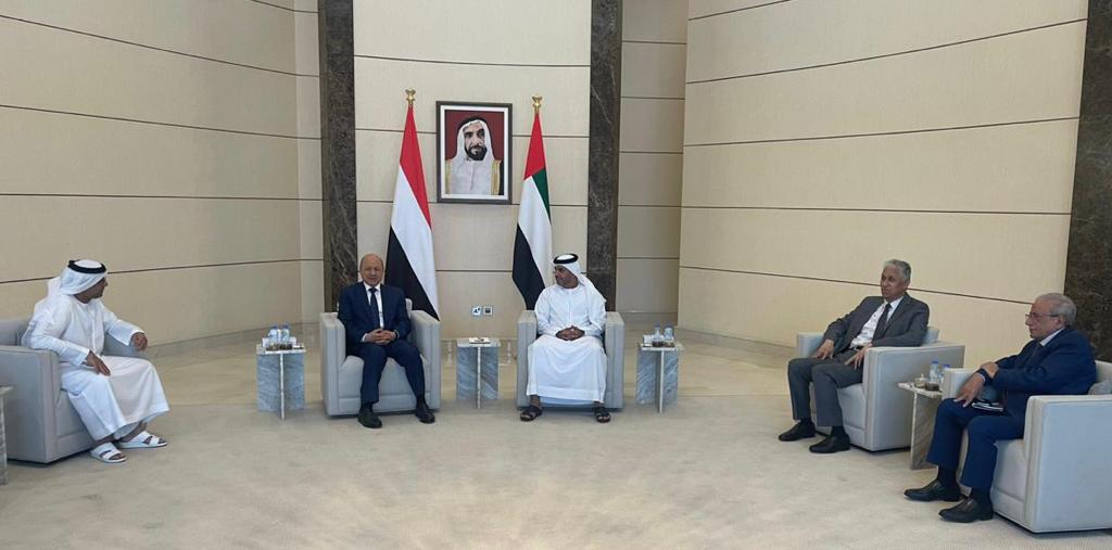 العليمي يصل أبو ظبي 23 مايو 2023