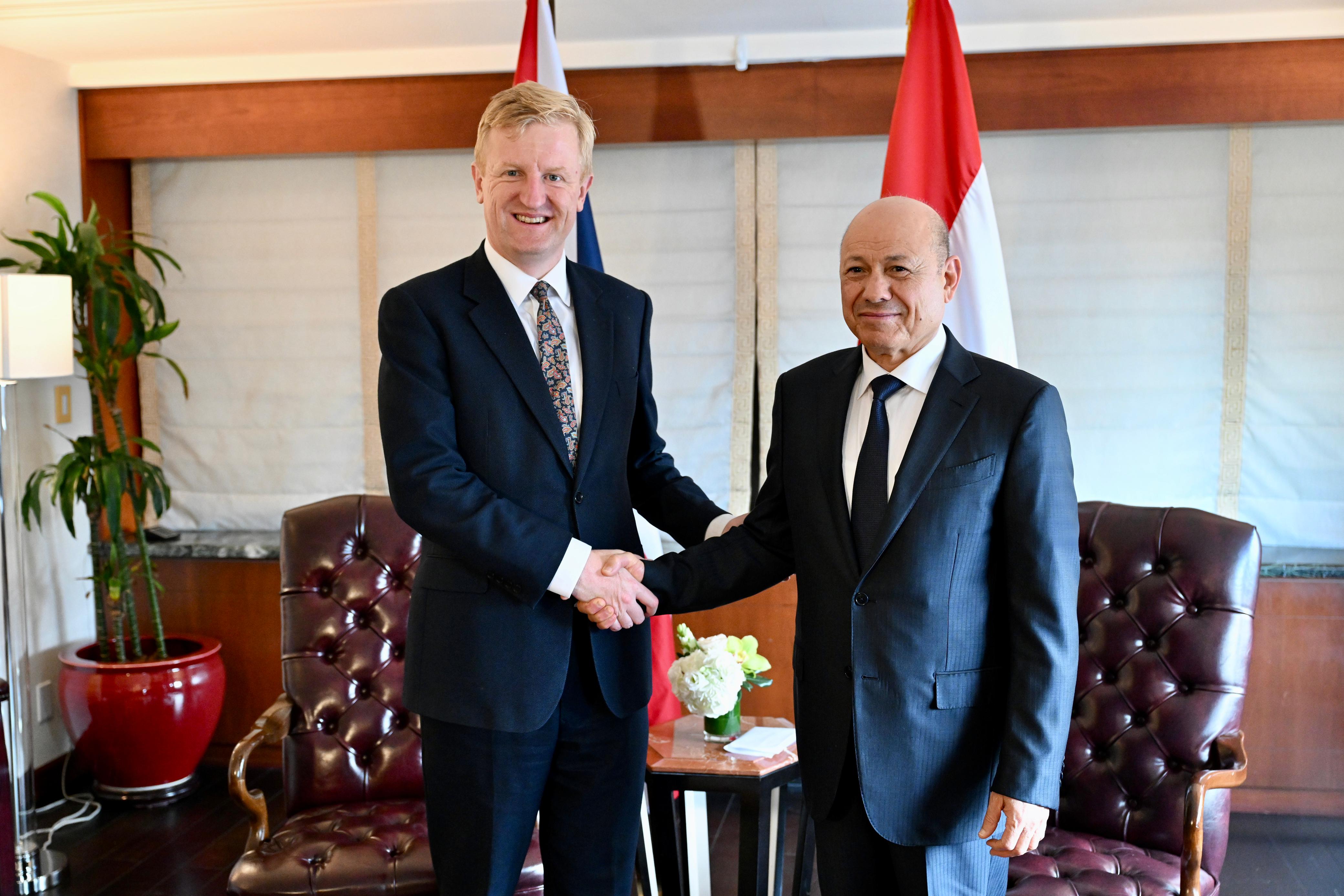 رئيس مجلس القيادة الرئاسي يستقبل نائب رئيس الوزراء البريطاني ، 22 سبتمبر 2023